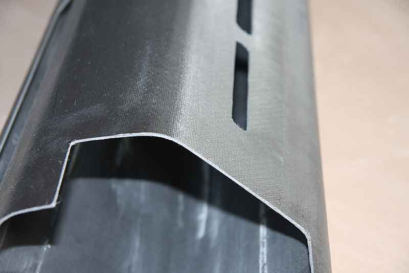 CFRT成型件(jiàn)用于新能源(yuan)汽車—減輕車(che)重增加續航(háng)